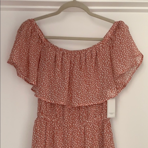 Peach printed jumpsuit NWOT - Picture 4 of 4